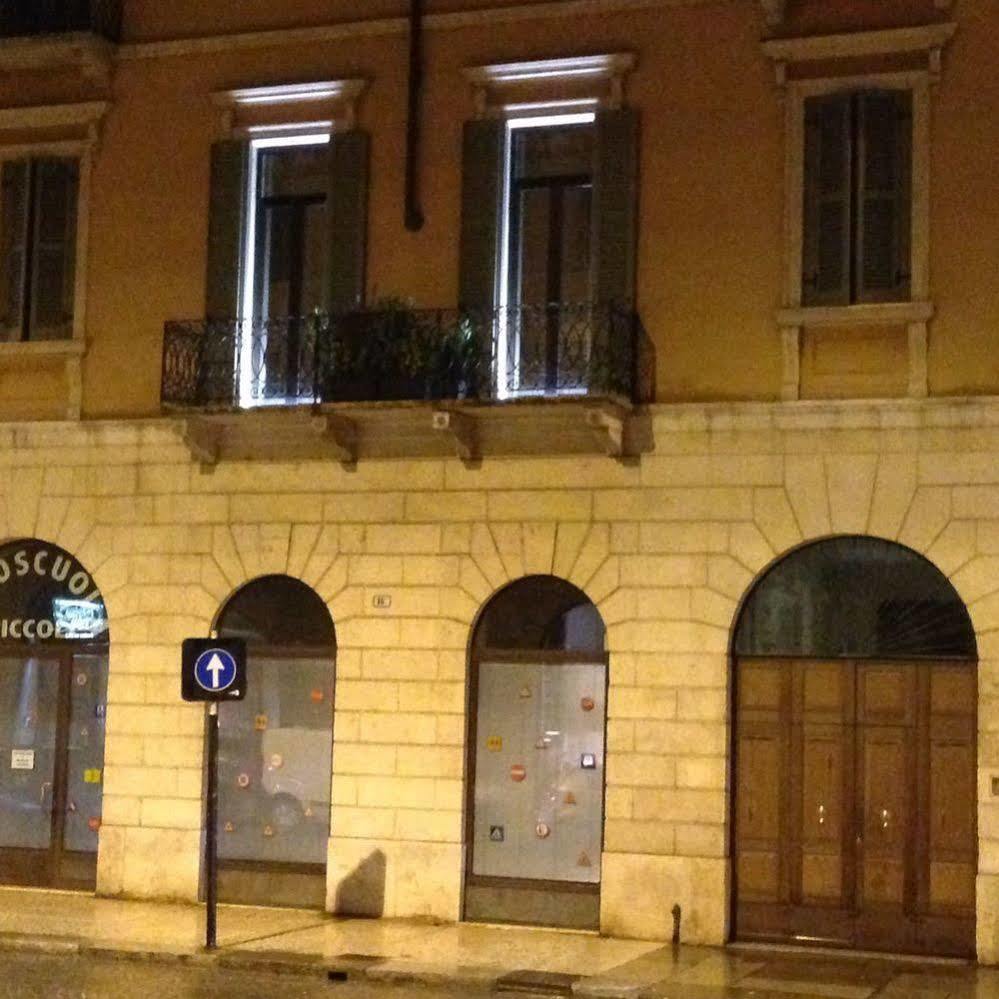 Casa Esvael Hotel Verona Exterior photo